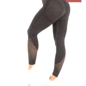 NWT Ryderwear women’s athletic leggings